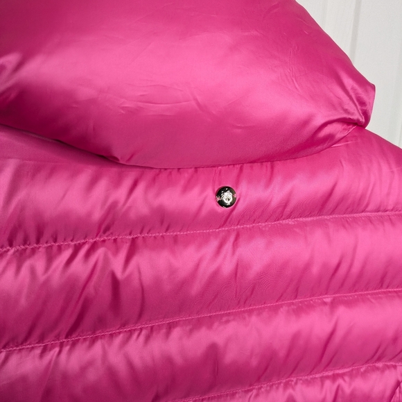 Lilly Pulitzer Allie Packable Puffer Vest Medium Pink Floral Down Lightweight Re - Picture 9 of 11